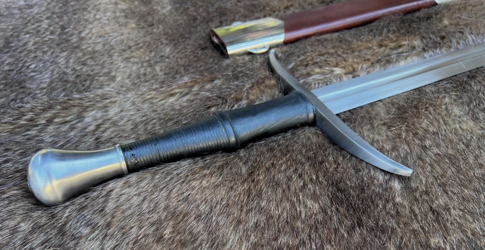 Man At Arms Wakefield Knightly Bastard Sword