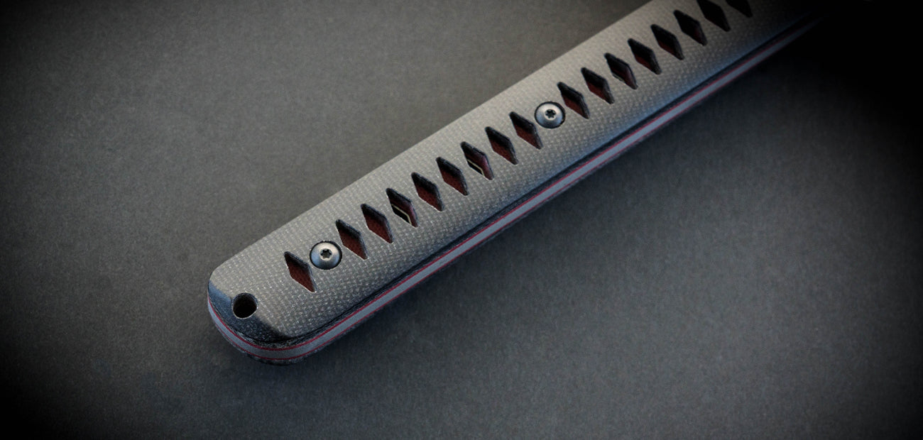 Breeden Derecho by APOC Straight Blade Survival Tool