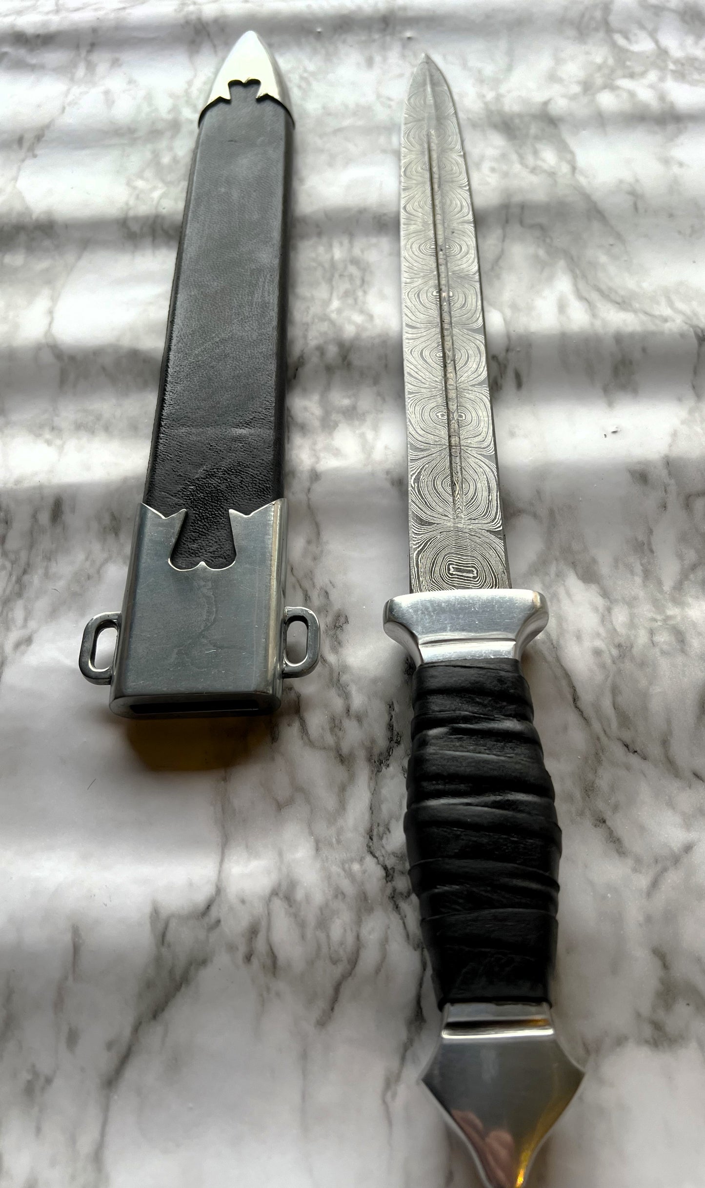 Eastern Dirk, Dagger, Damascus Blade Kingdom Of Arms Exclusive