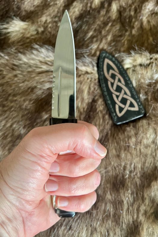 Hand carved deer antler Sgian Dubh display ready gift box