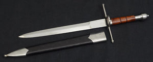 Main Gauche Parrying Dagger by Man at Arms