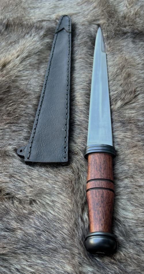 Irish Scian (Dirk) Skaen