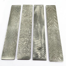 Load image into Gallery viewer, VG10 Sandwich Pattern Damascus Steel for DIY Knife Making Stainless Steel Knife Blade Blank Has Been Heat Treated
