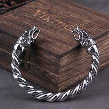 Load image into Gallery viewer, Stainless steel Dragon Bracelet, Viking Jewelry, Men&#39;s Bracelet